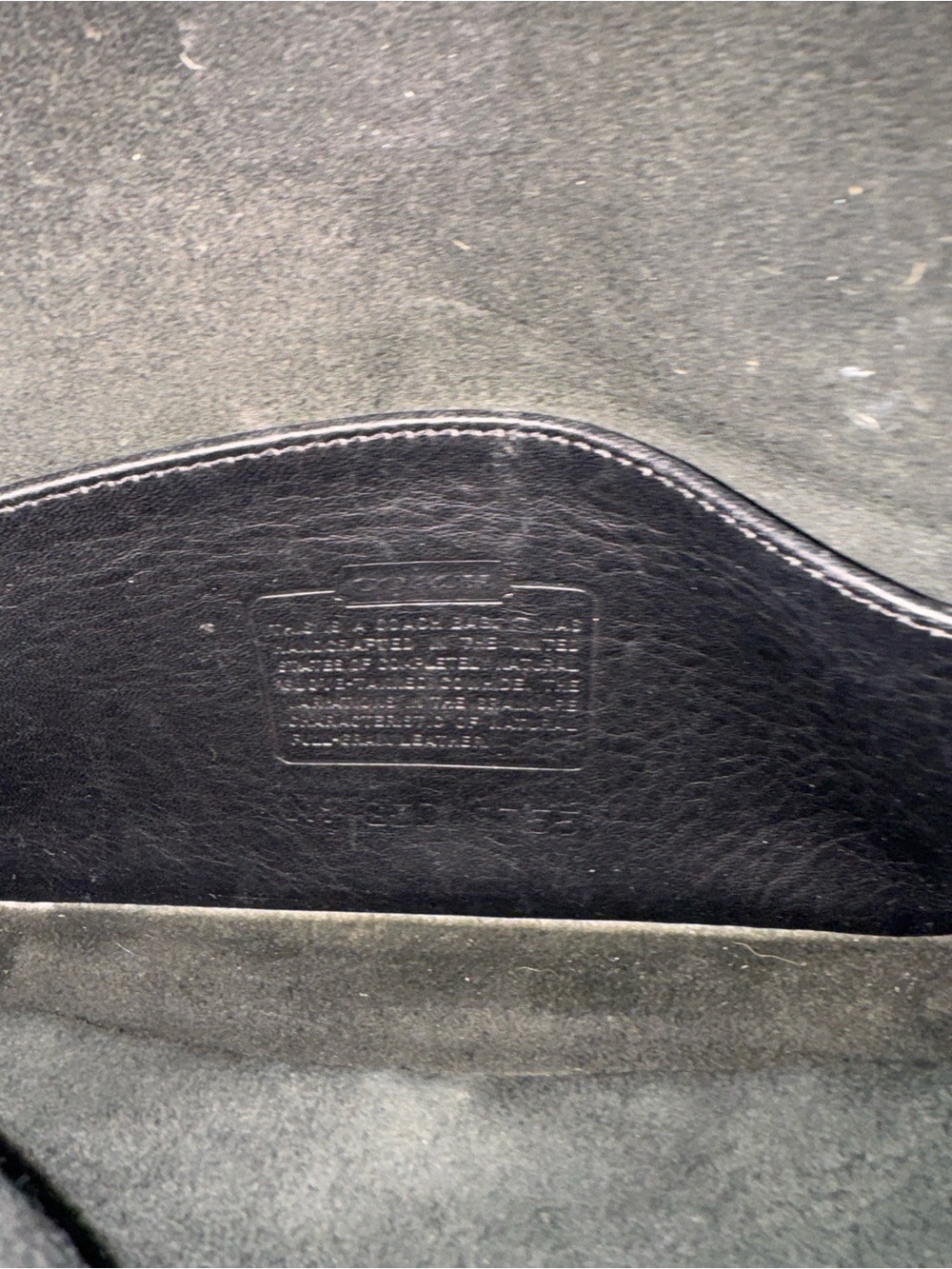 Coach Pocket Purse Classic Black Leather Crossbody with Turn-Lock Closure - Picture 5 of 7
